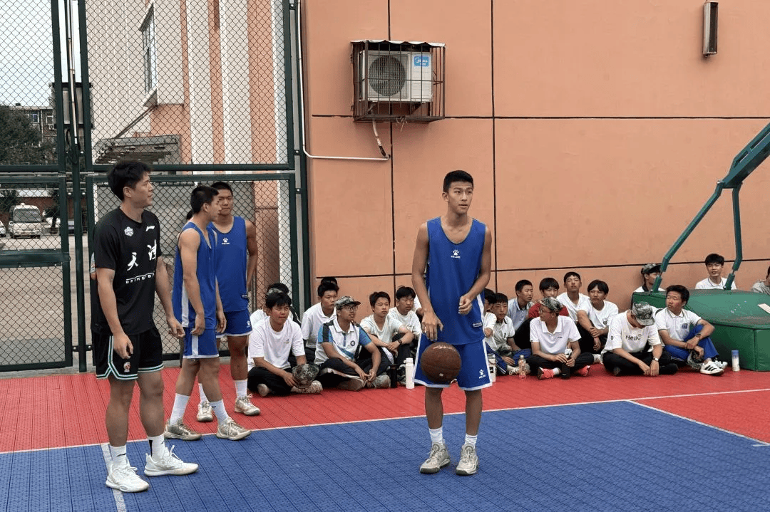 开生面的, 中学, MU 开生面的, 中学, MU