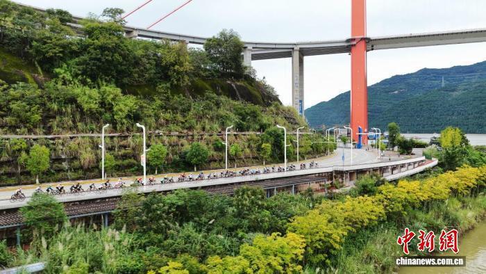 据主办方介, 各组别选手 据主办方介, 各组别选手