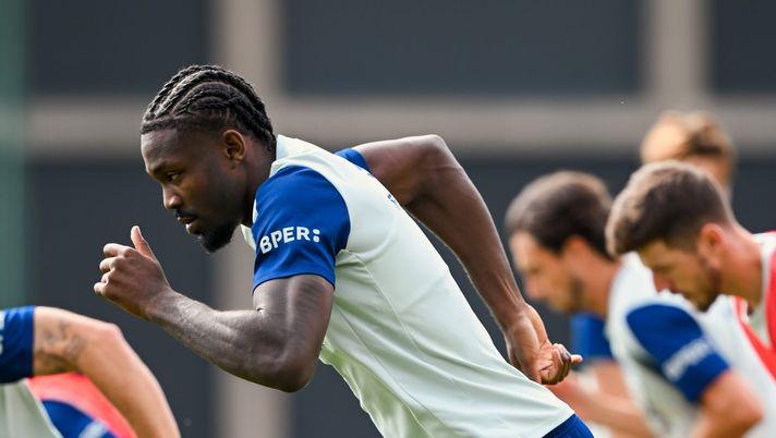 因此他昨天, 员集结完毕